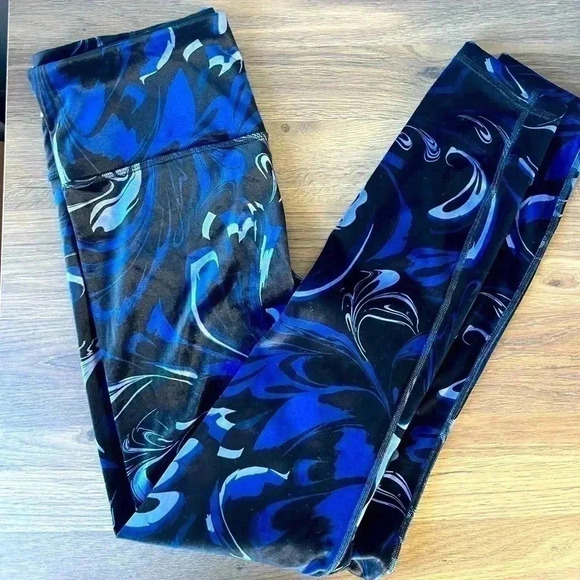 NWT Athleta Elation Velvet Tights - Picture 2 of 5